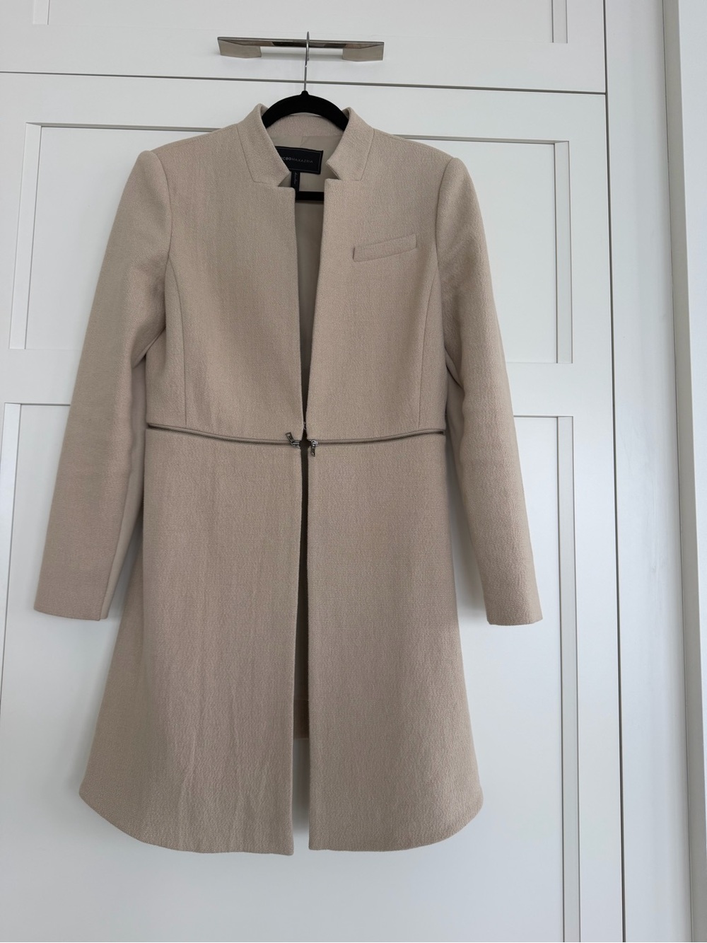 BCBGMAXAZRIA Tailored Women's Long Coat in Light Beige